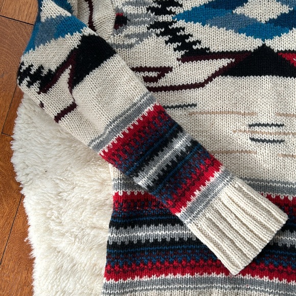 Beautiful Polo Ralph Lauren Southwestern handknit sweater EUC - Picture 2 of 4